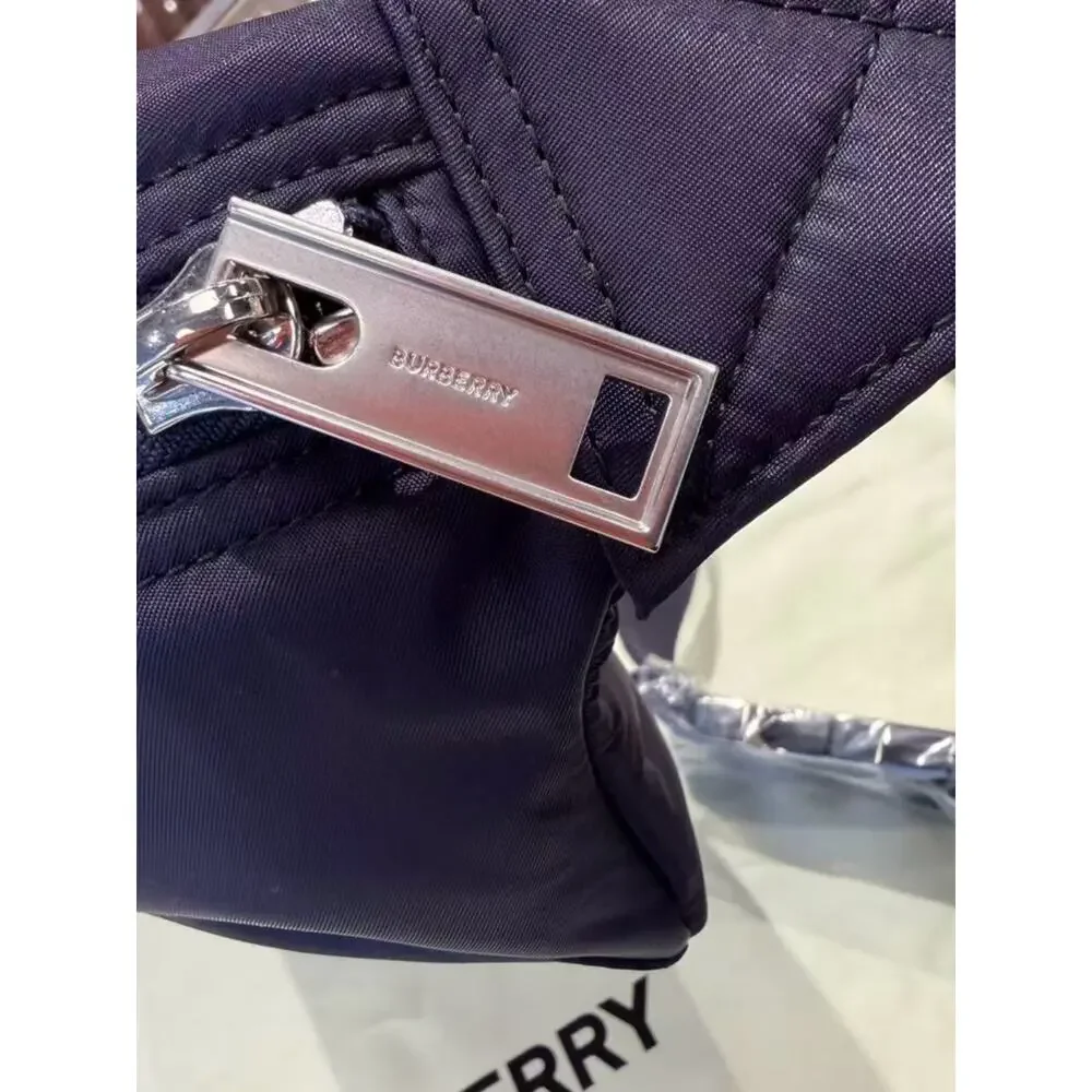 Burberry Navy Zip bum bag New - Picture 7 of 8